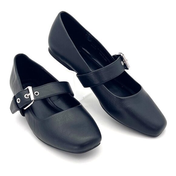Dolce Vita Black Flats with Buckle Detail, size 9 - Picture 1 of 15